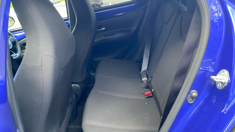 Toyota Aygo X 1.0 VVT-i Edge 5dr Auto Petrol Hatchback